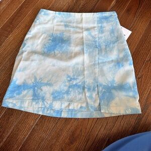 Blue and white tie dye skirt size small